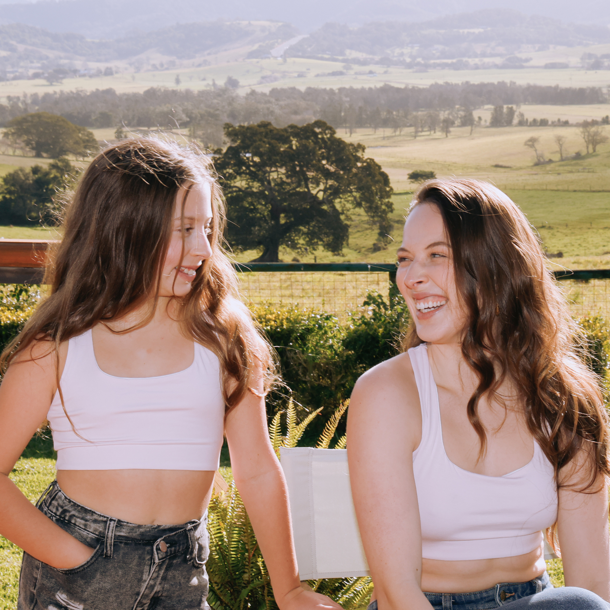 Reversible Racerback Seamless Bra - Pink/White