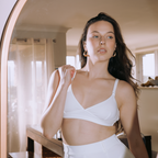 Contour Clasp Bra (White)